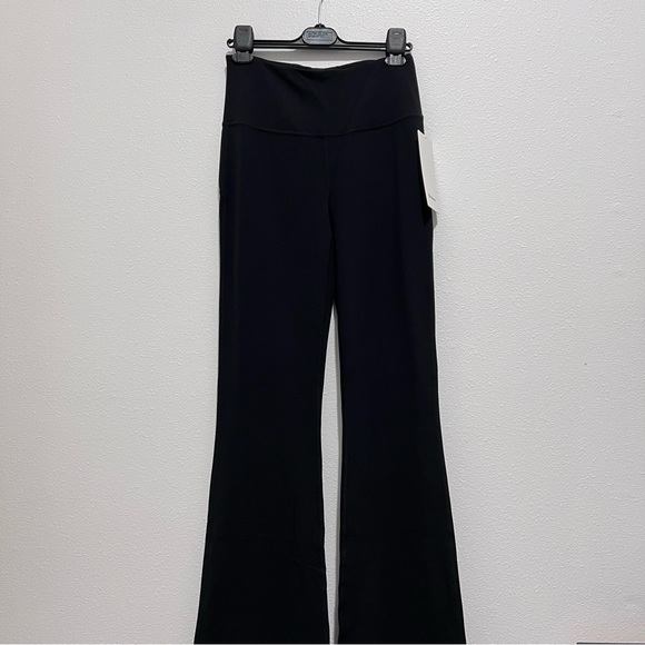 Lululemon Groove Pant SHR Flare Nulu in Black - Picture 5 of 9